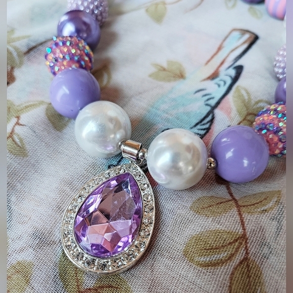 Unsigned Jewelry - Acrylic Big Balls Purple Lavender Faux Pearls Rhinestone Striped Beads Necklace